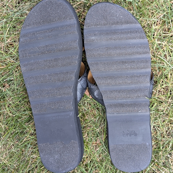 COACH Janine Flip Flops in size 10 - Picture 5 of 5